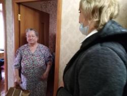 Труженикам тыла в Кирсанове вручили подарки