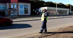 Водитель из Кирсанова будет наказан за попытку дать взятку автоинспектору