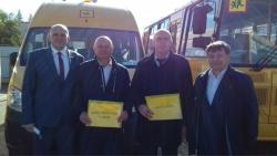 Новые автобусы получили школы Кирсанова