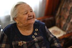 Жительница Кирсанова отмечает 100-летний юбилей