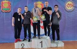 Команда из Кирсанова приняла участие в соревнованиях по армрестлингу