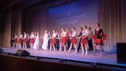 В Кирсанове состоялся концерт ансамбля "Цвета радуги"