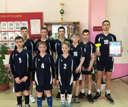 Кирсановские волейболисты одержали очередную победу