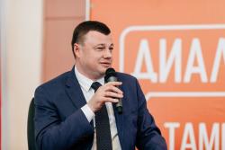 Поздравление главы администрации Тамбовской области с юбилеем работы в должности от города Кирсанова