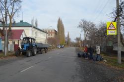 В Кирсанове сегодня проходит очередной субботник по наведению порядка и чистоты