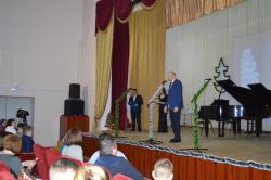 В Кирсанове одаренные школьники получили награды