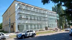 В Кирсанове продолжается ремонт здания детской школы искусств