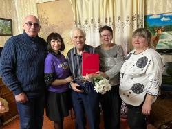 Сегодня житель Кирсанова отмечает 90-летний юбилей