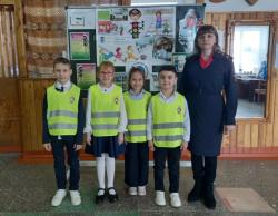 Уроки безопасности дорожного движения со школьниками Кирсанова