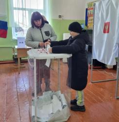 Продолжается голосование на выборах Президента России в нашем городе