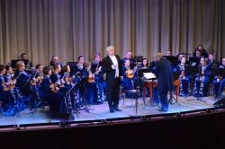Концерт оркестра «Россияне» в Кирсанове