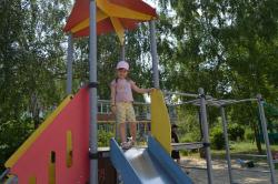 Во дворе многоквартирного дома появилась детская площадка