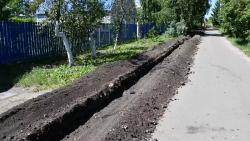 Продолжаются работы по прокладке нового трубопровода