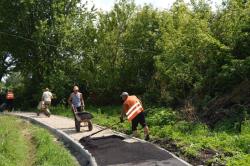 В Кирсанове завершились работы по обустройству тротуара