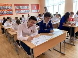 Школа № 1 города Кирсанова переходит на новый график обучения