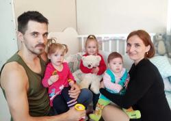 Нацпроект «Семья» в действии: как меры государственной поддержки помогают многодетным родителям