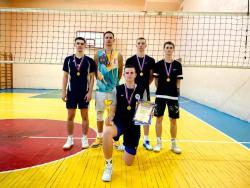 Завершился открытый Кубок города Кирсанова по волейболу