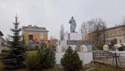 Продолжается реконструкция памятника «Борцам за дело Революции»