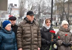  В Кирсанове прошла церемония возложения цветов к мемориалу «Вечный огонь»