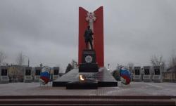 Состоялась церемония возложения цветов в честь Деня Героев Отечества