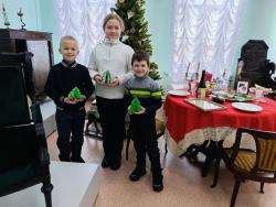 В Кирсановском краеведческом музее прошёл мастер-класс «Фабрика новогодних чудес»
