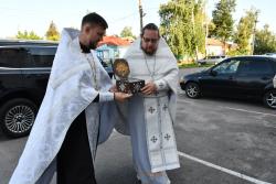 В Тихвинский храм города Кирсанова прибыла святыня