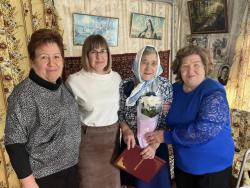 Жительница Кирсанова отметила 90-летний юбилей